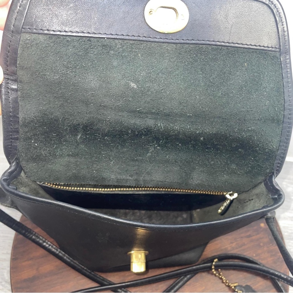 COACH Vintage Black Leather Crossbody Bag Purse Classic 202-09 Twist Lock - Picture 7 of 13